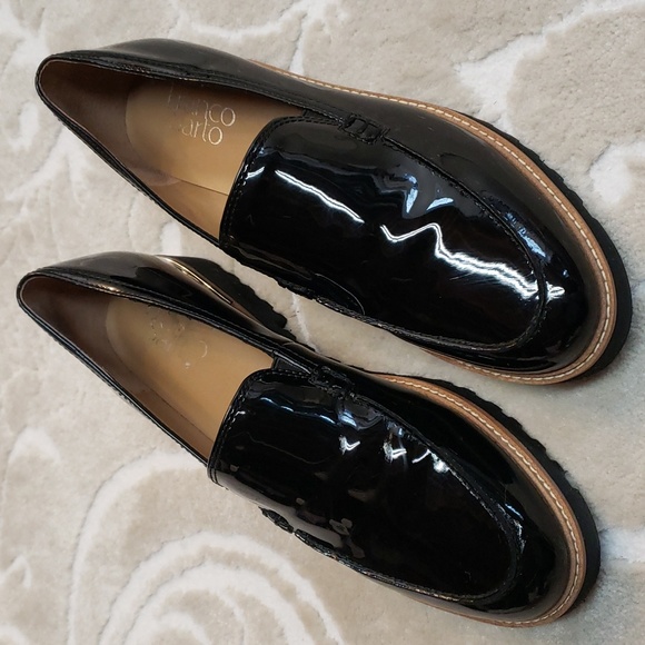 Franco Sarto Cypress Shiny Black Patent Loafers Tread Sole Size 7.5 - Picture 1 of 11
